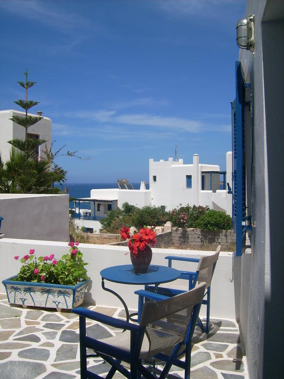 Hassouri Vasso Naousa (Paros)